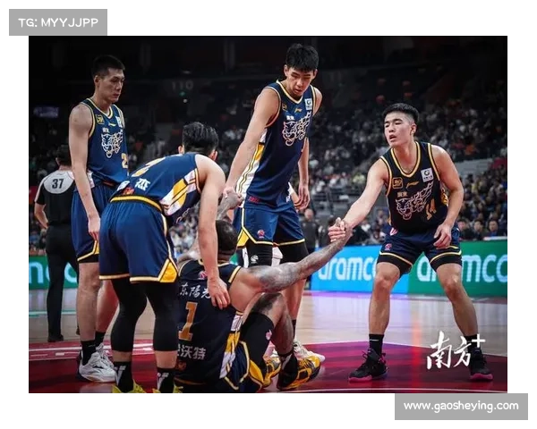 CBA夏季转会大潮:京粤沪三队军备竞赛引发新格局变动 CBA夏季转会大潮:京粤沪三队军备竞赛引发新格局变动